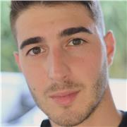 Aiuto nello svolgimento di compiti per studenti di scuole medie e superiori